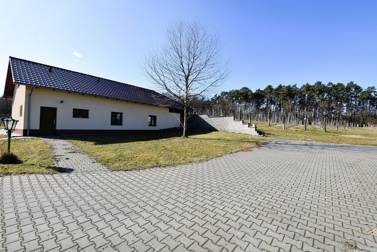 Dom 7 pokojowe na Sprzedaż