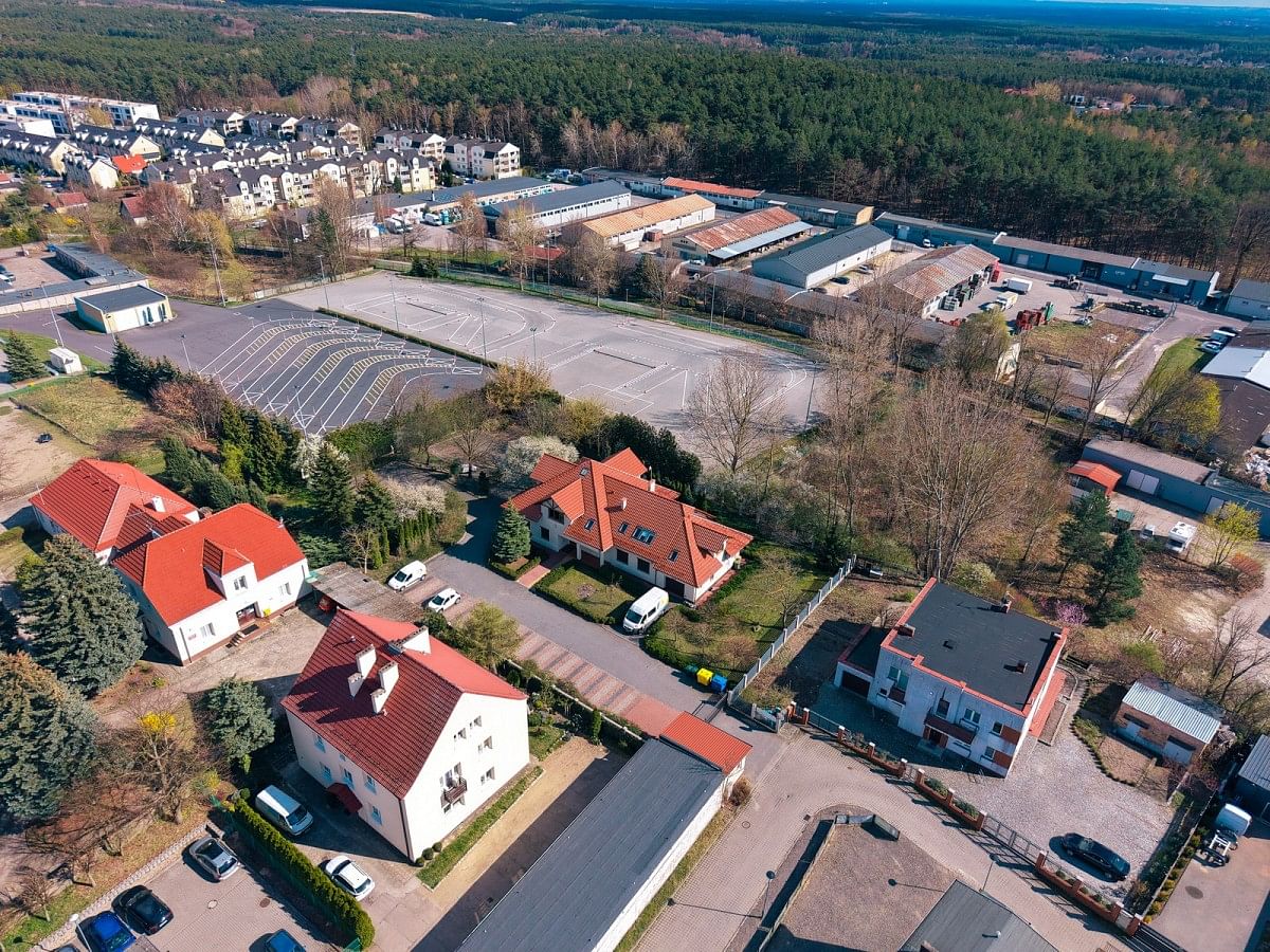 Lokal użytkowy  pokojowe na Sprzedaż