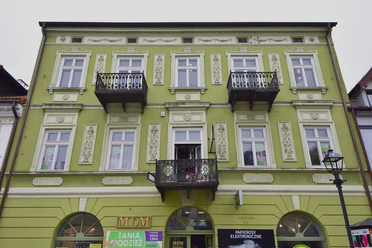 Lokal użytkowy  pokojowe na Sprzedaż