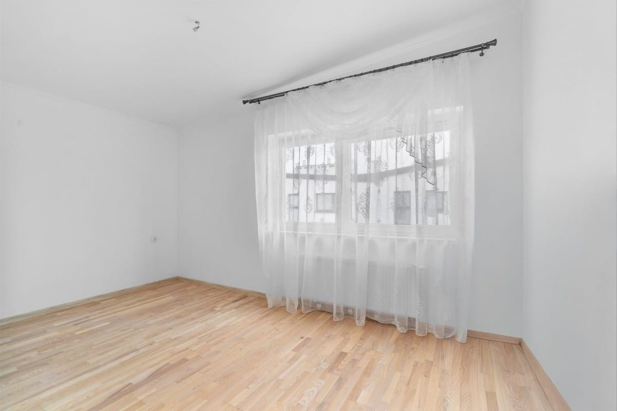 Mieszkanie 4 pokojowe na Sprzedaż