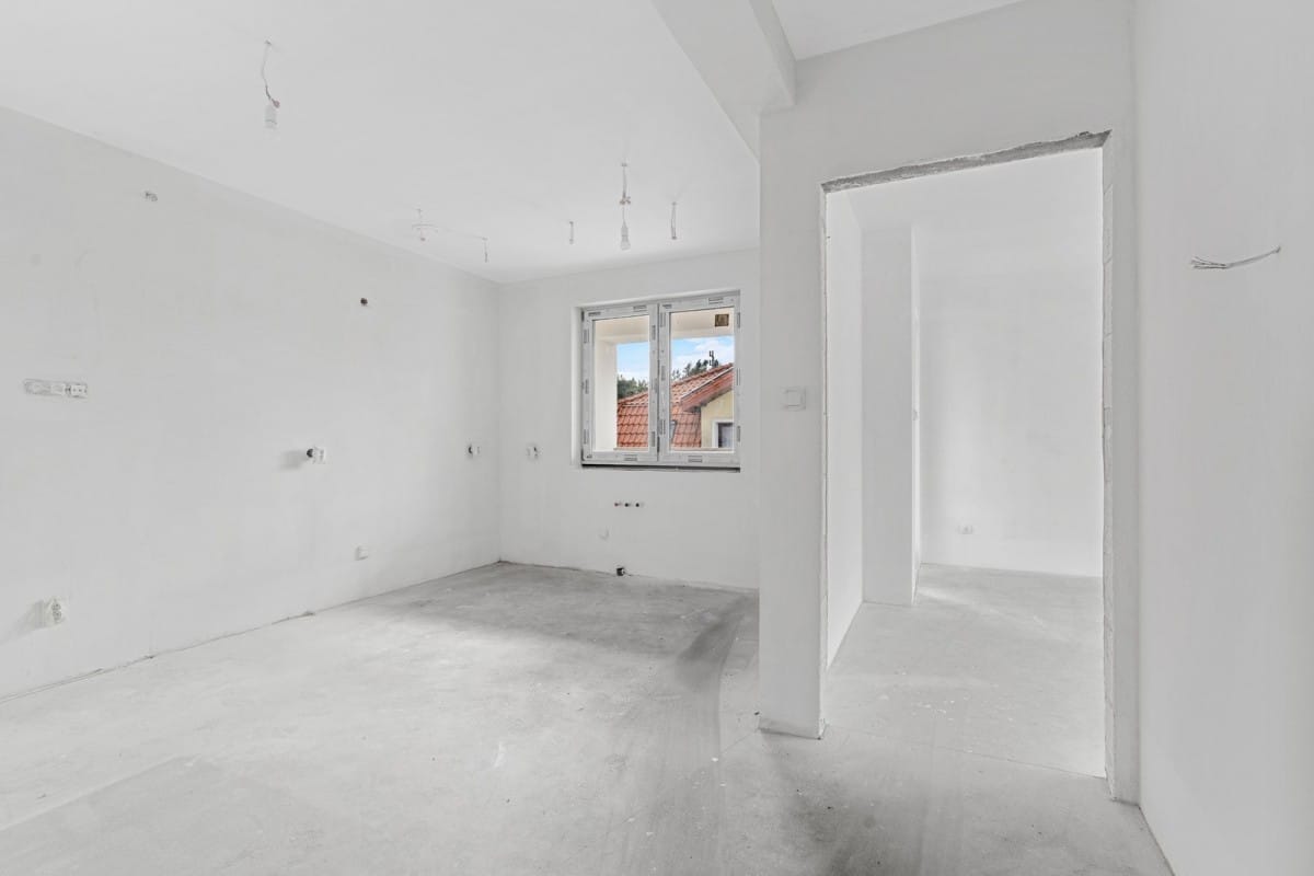 Mieszkanie 5 pokojowe na Sprzedaż