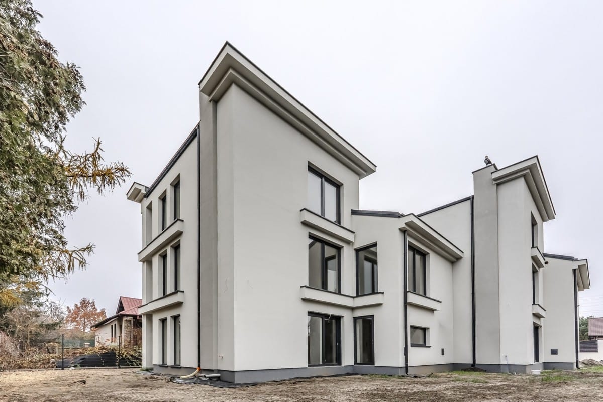 Dom 5 pokojowe na Sprzedaż