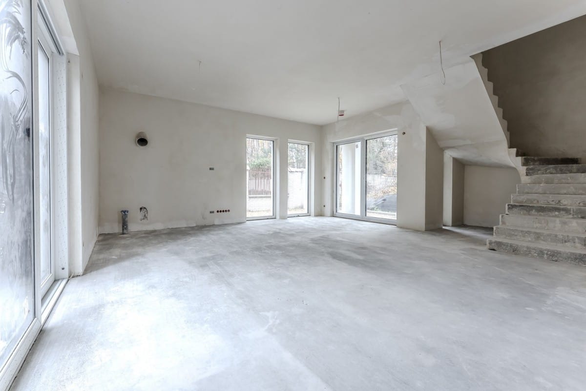 Dom 5 pokojowe na Sprzedaż