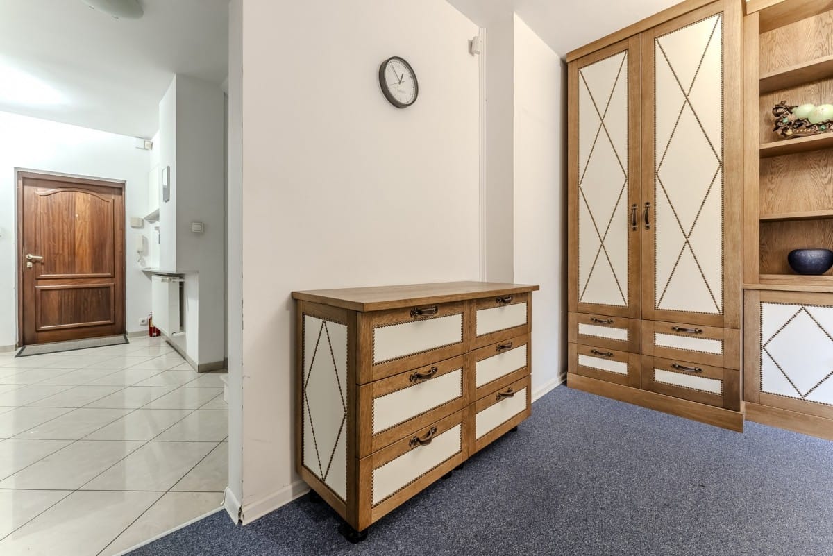 Dom 10 pokojowe na Sprzedaż