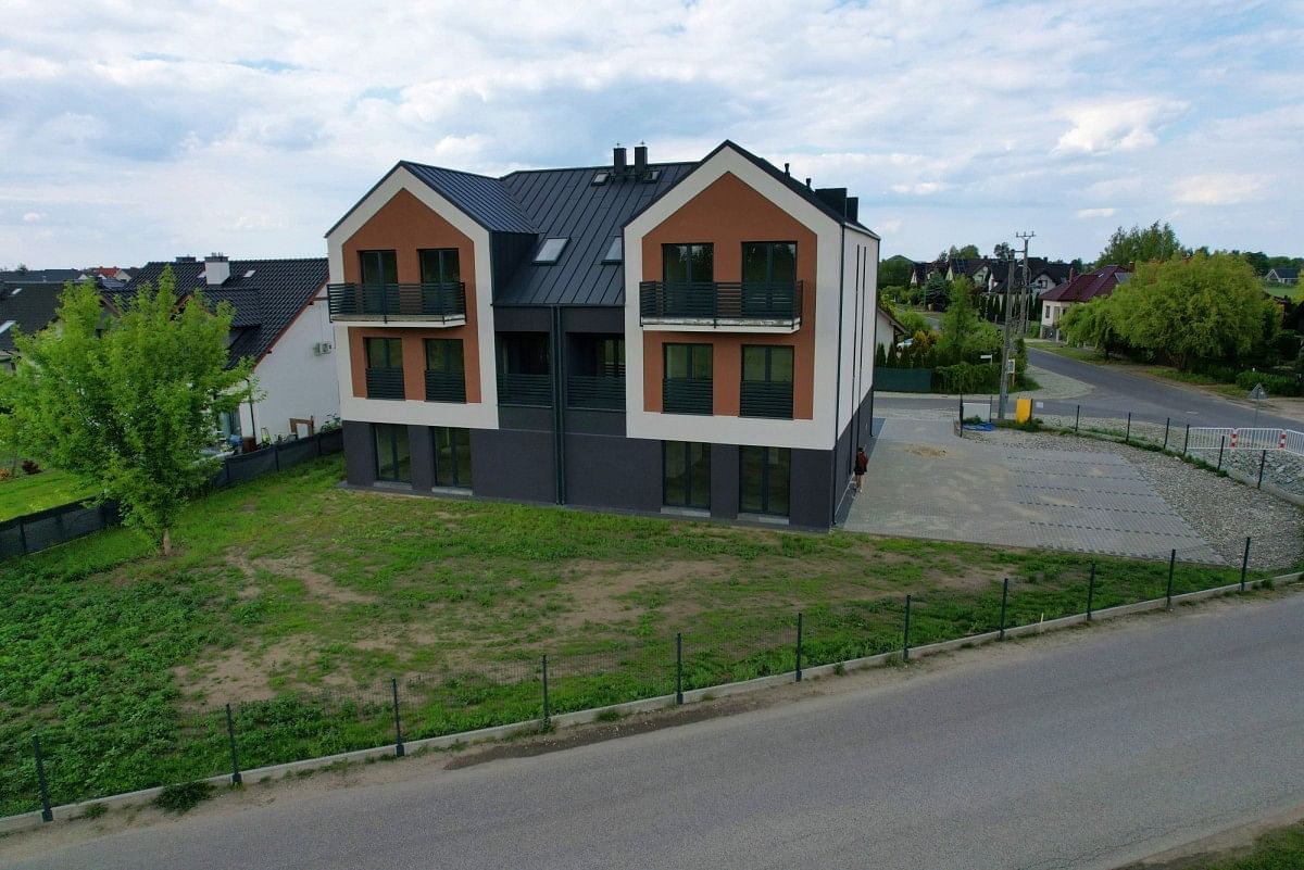 Dom 14 pokojowe na Sprzedaż