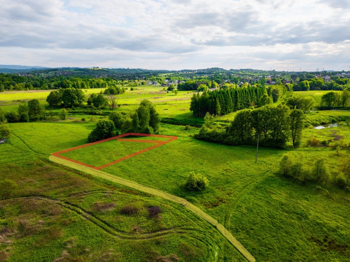 Działka  pokojowe na Sprzedaż