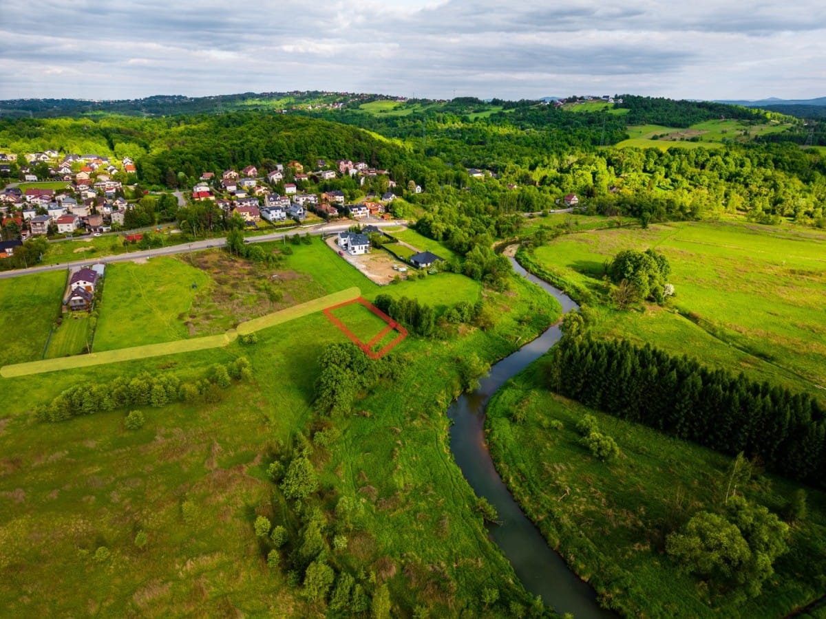 Działka  pokojowe na Sprzedaż