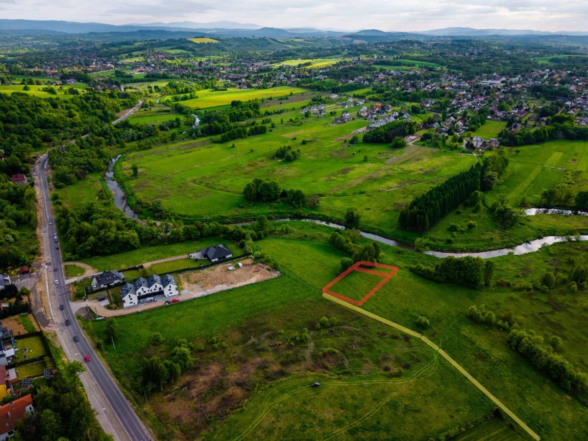 Działka  pokojowe na Sprzedaż