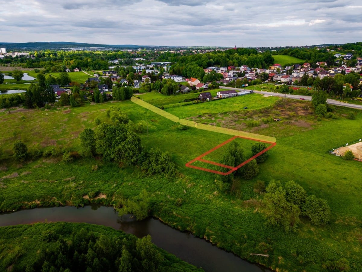 Działka  pokojowe na Sprzedaż
