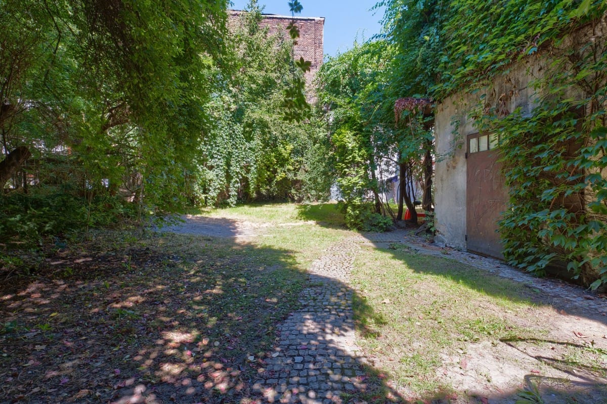 Mieszkanie 10 pokojowe na Sprzedaż