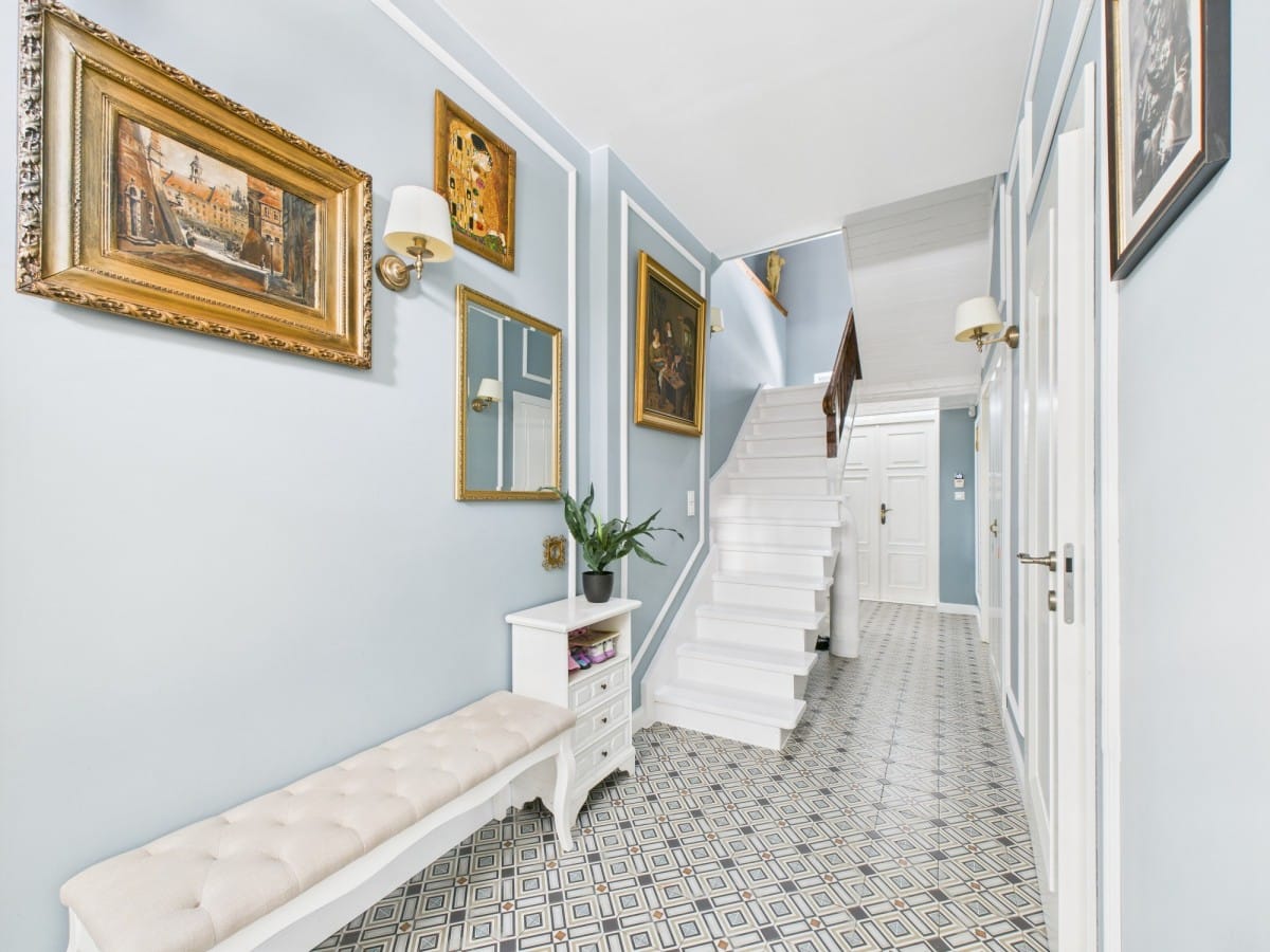 Dom 5 pokojowe na Sprzedaż