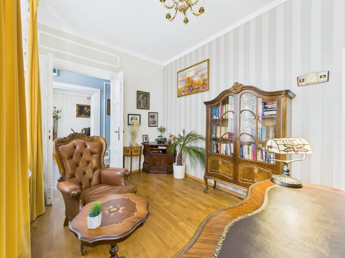 Dom 5 pokojowe na Sprzedaż