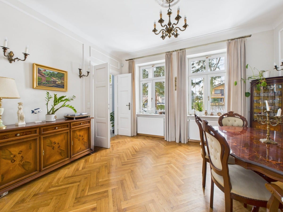 Dom 5 pokojowe na Sprzedaż