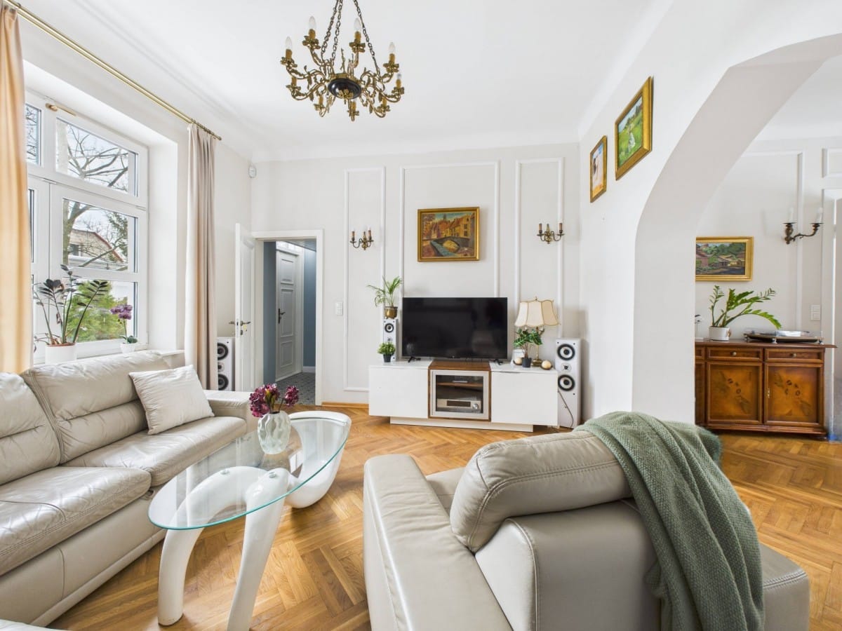 Dom 5 pokojowe na Sprzedaż