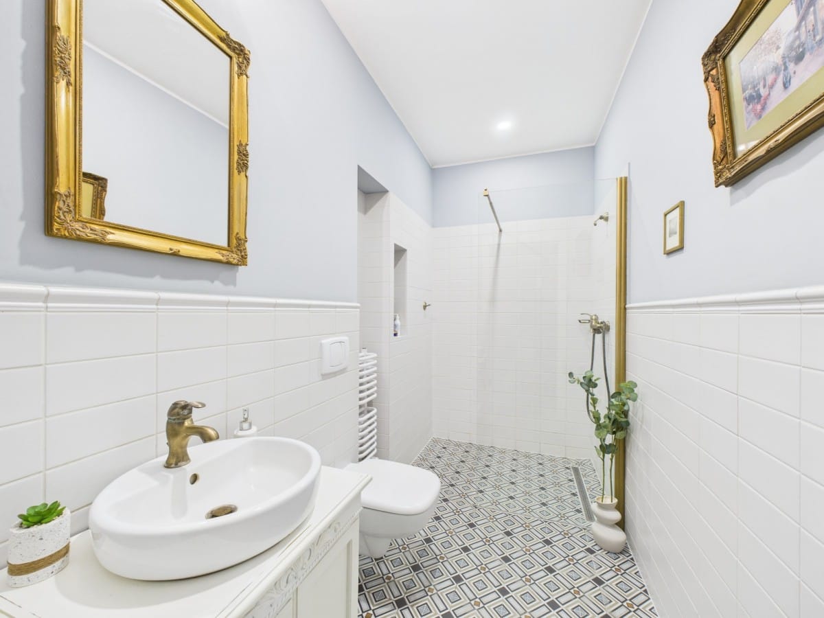 Dom 5 pokojowe na Sprzedaż