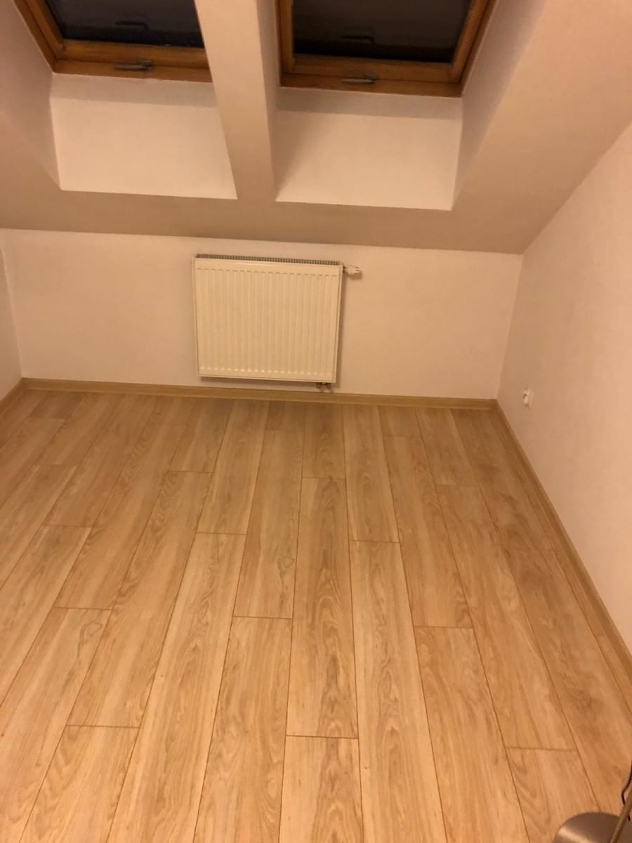 Mieszkanie 4 pokojowe na Sprzedaż