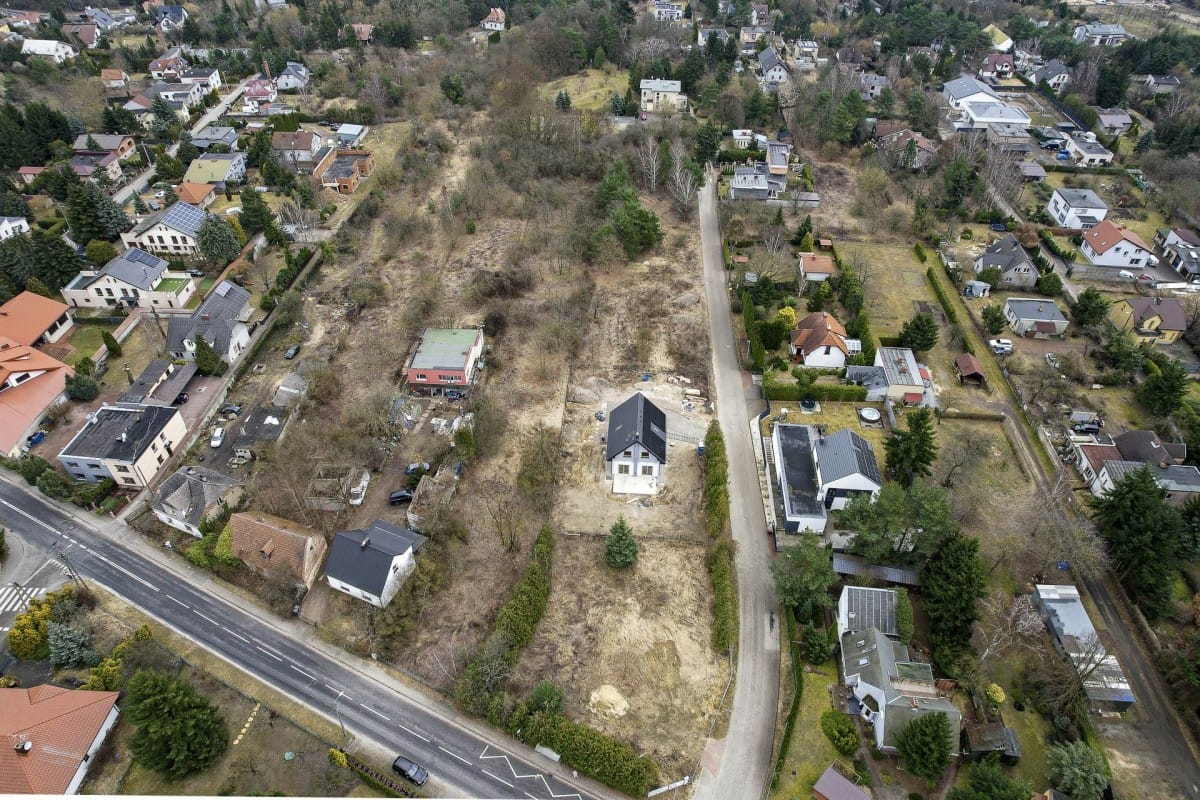 Działka  pokojowe na Sprzedaż