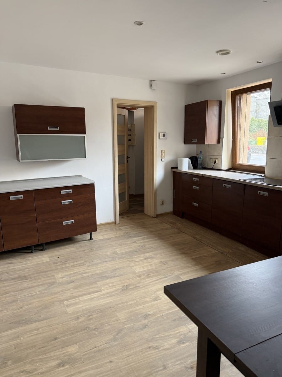 Dom 3 pokojowe na Sprzedaż