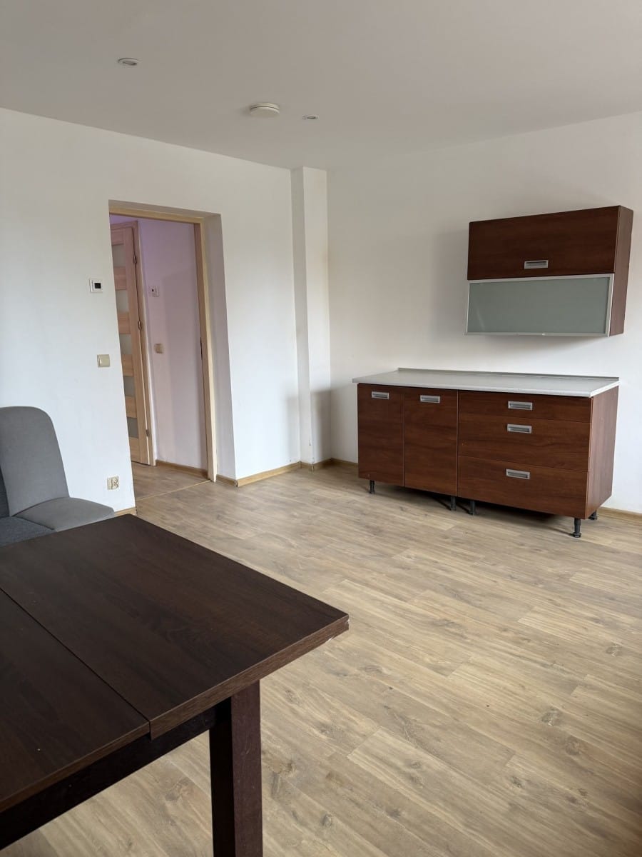 Dom 3 pokojowe na Sprzedaż