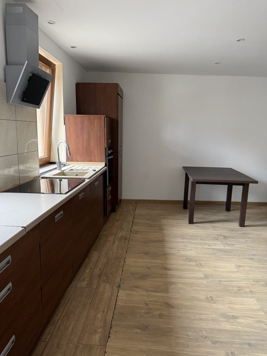 Dom 3 pokojowe na Sprzedaż