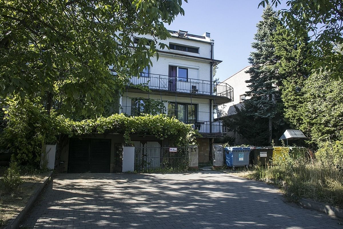 Dom 10 pokojowe na Sprzedaż