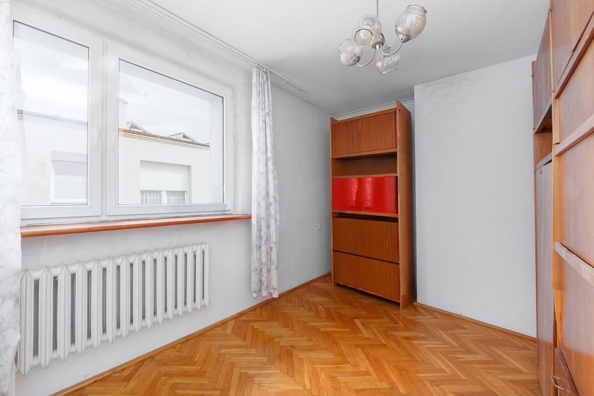 Dom 6 pokojowe na Sprzedaż