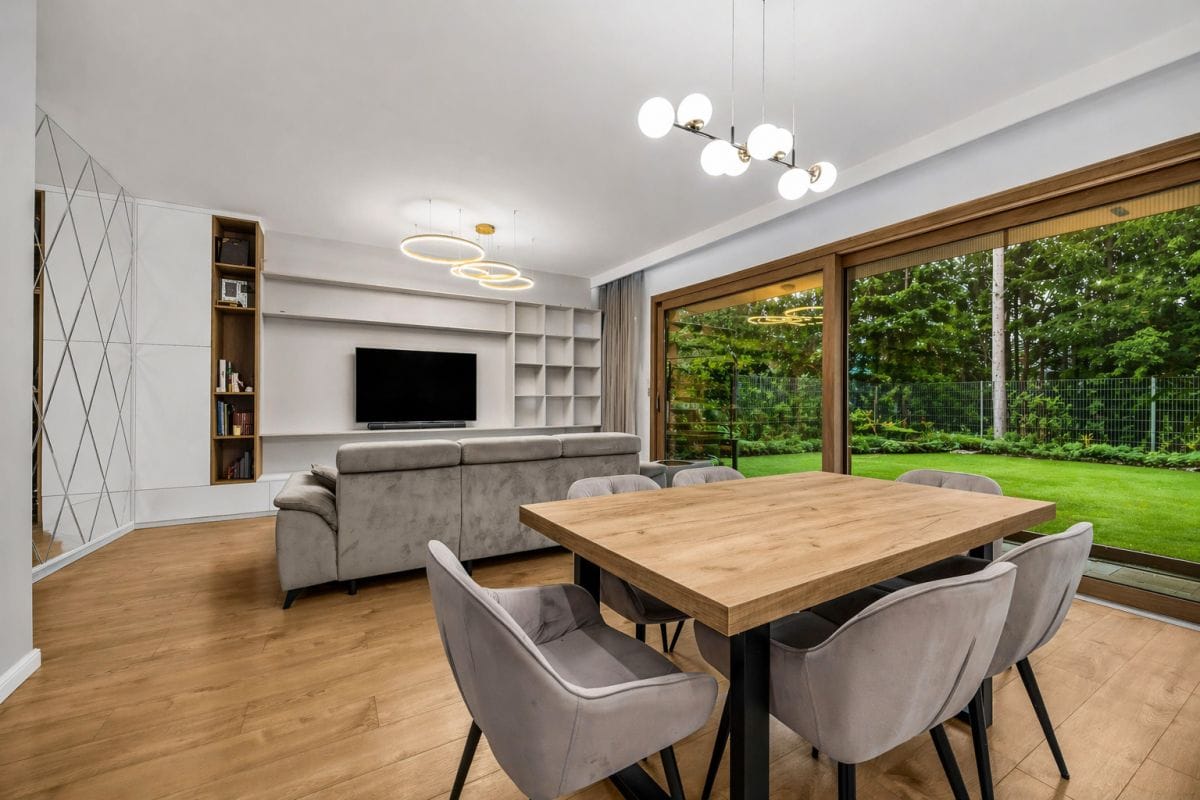 Dom 5 pokojowe na Sprzedaż