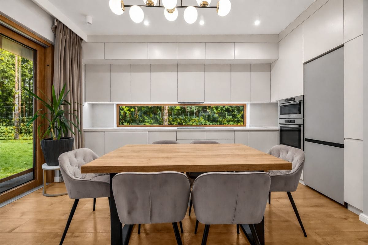 Dom 5 pokojowe na Sprzedaż