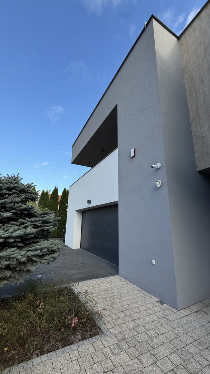 Dom 7 pokojowe na Sprzedaż