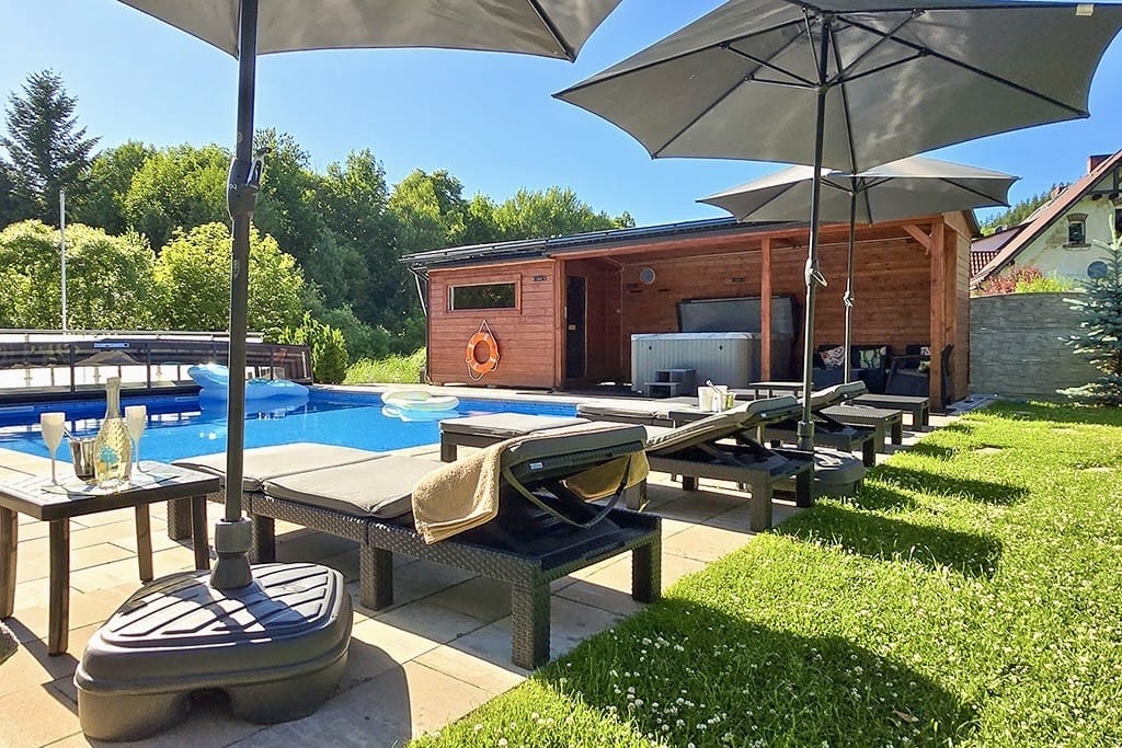 Lokal użytkowy  pokojowe na Sprzedaż