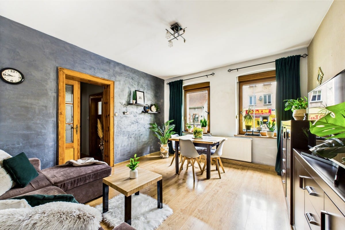 Mieszkanie 5 pokojowe na Sprzedaż