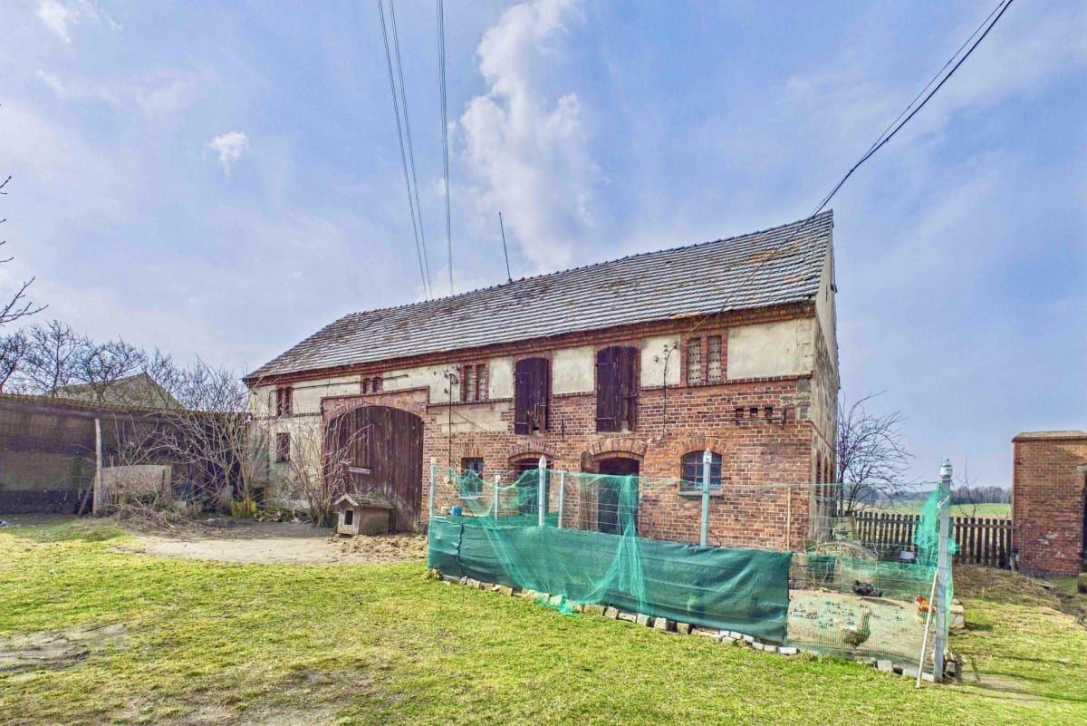 Dom 8 pokojowe na Sprzedaż