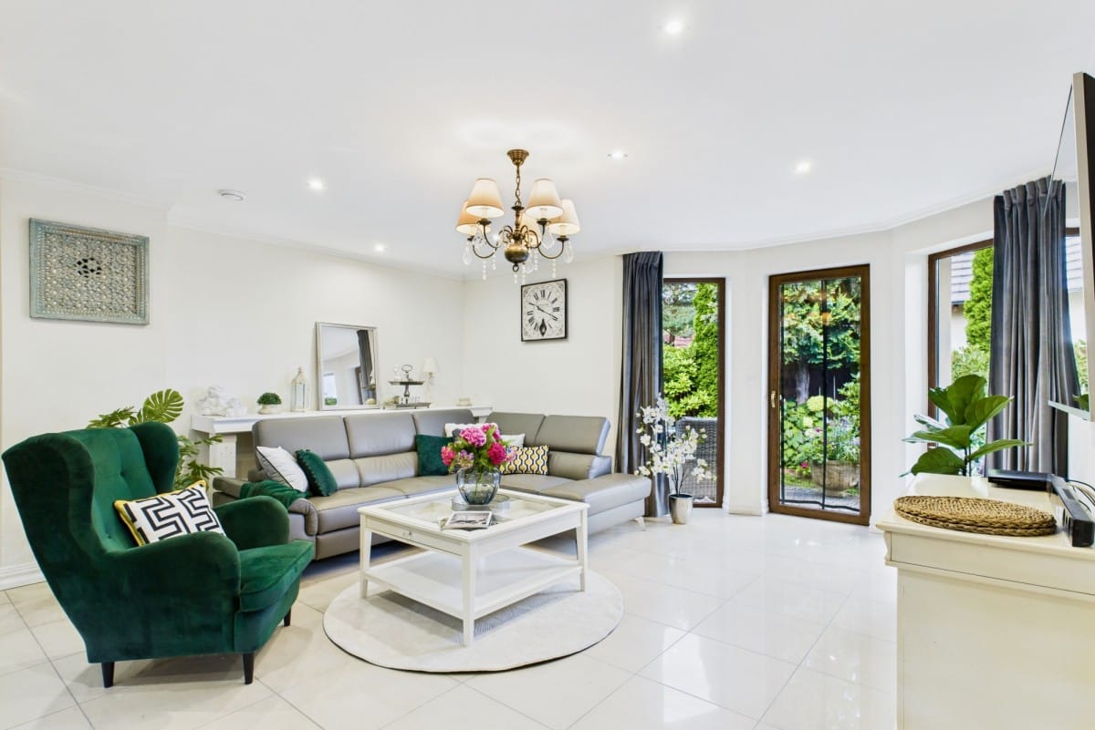 Dom 6 pokojowe na Sprzedaż