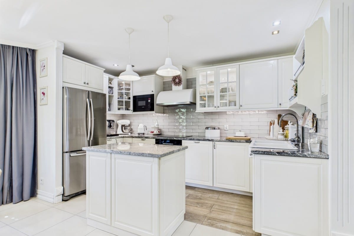 Dom 6 pokojowe na Sprzedaż