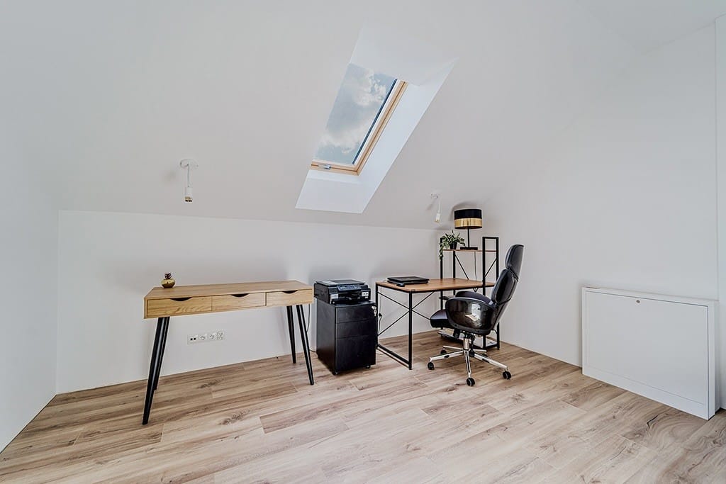 Dom 7 pokojowe na Sprzedaż