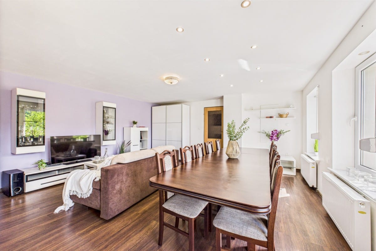 Dom 5 pokojowe na Sprzedaż