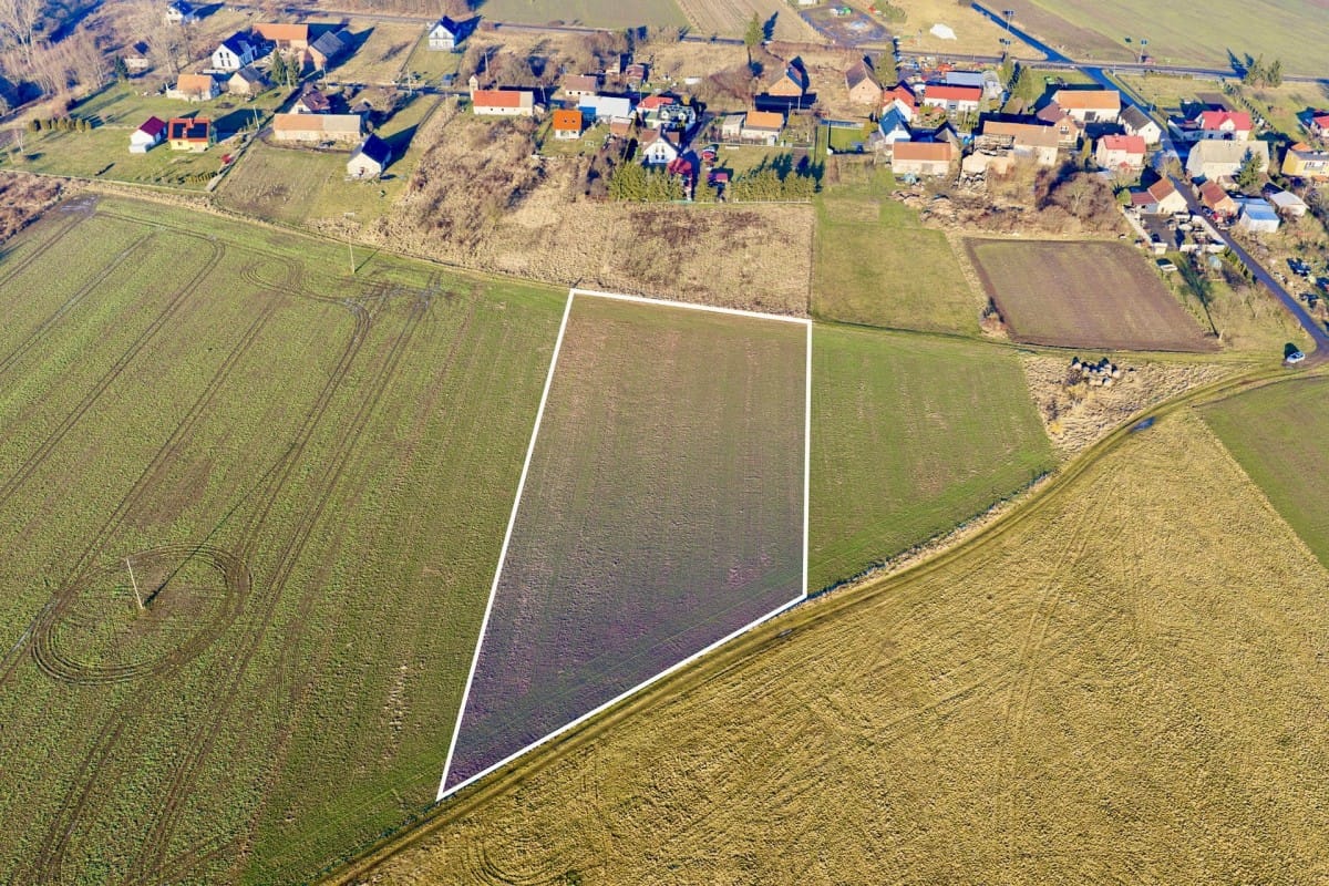 Działka  pokojowe na Sprzedaż