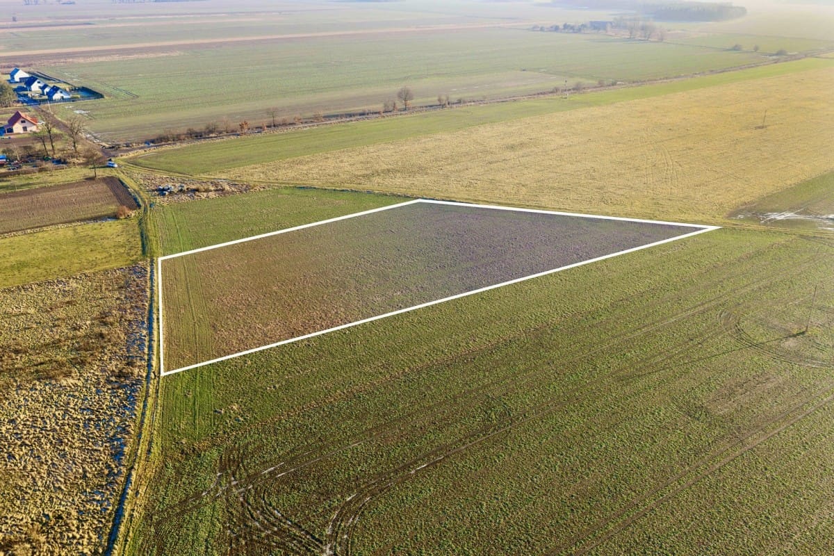 Działka  pokojowe na Sprzedaż