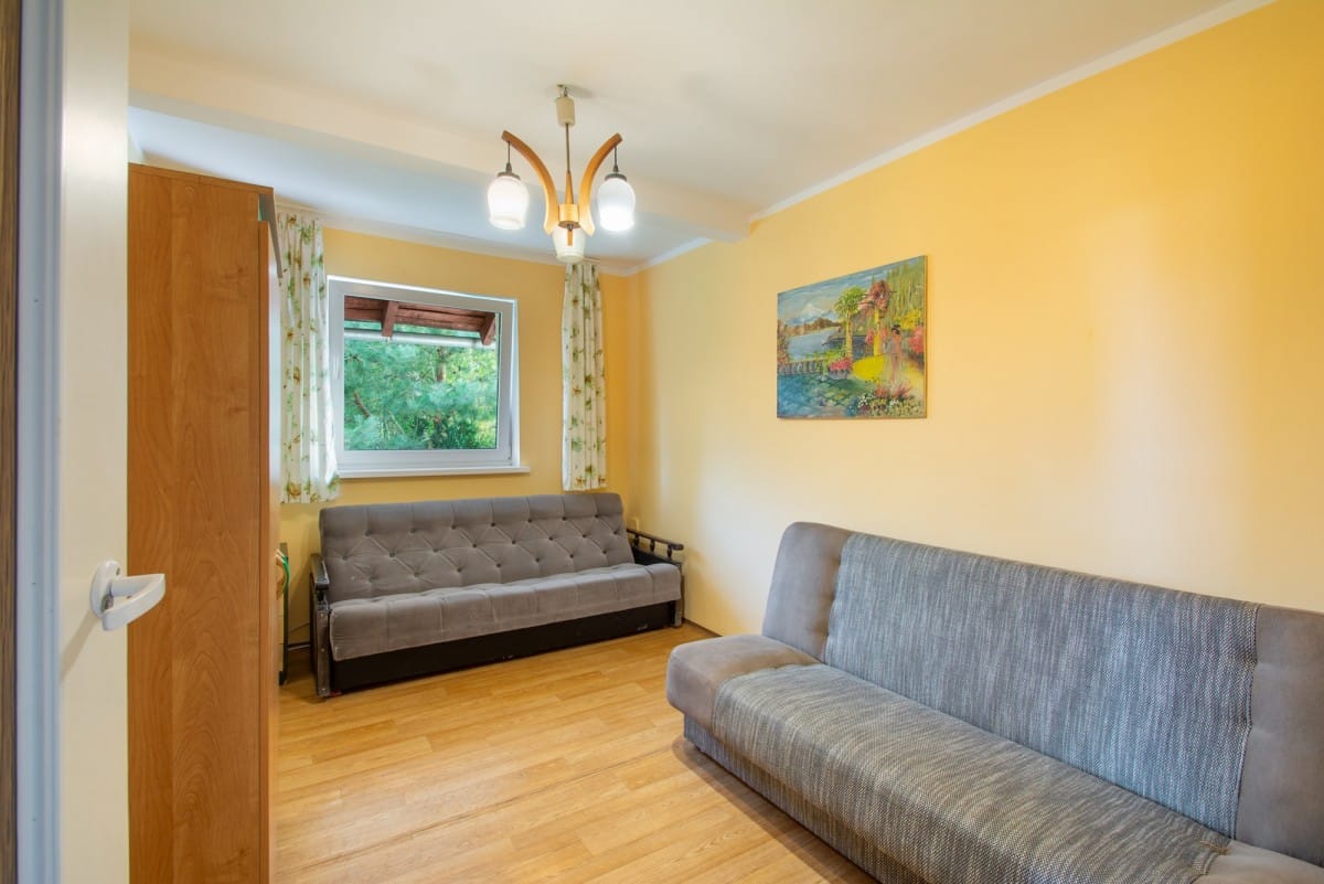 Dom 4 pokojowe na Sprzedaż