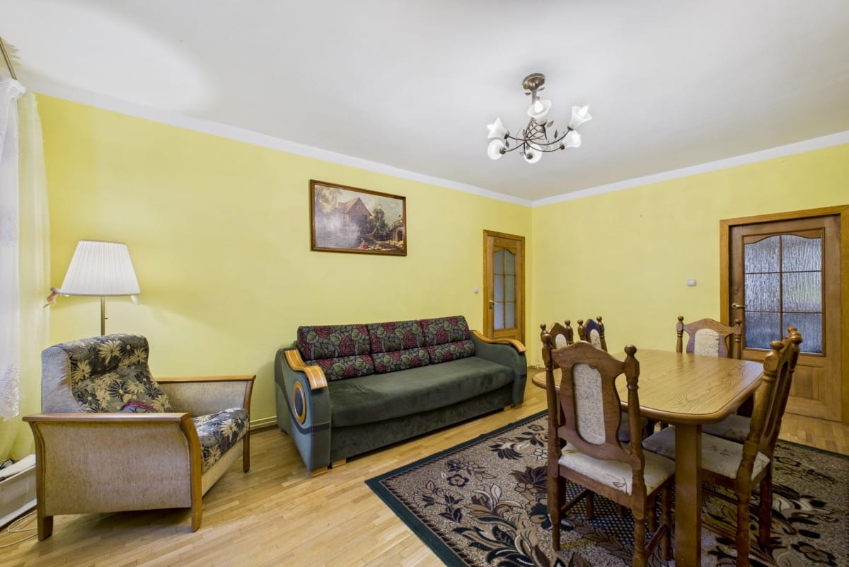 Dom 6 pokojowe na Sprzedaż