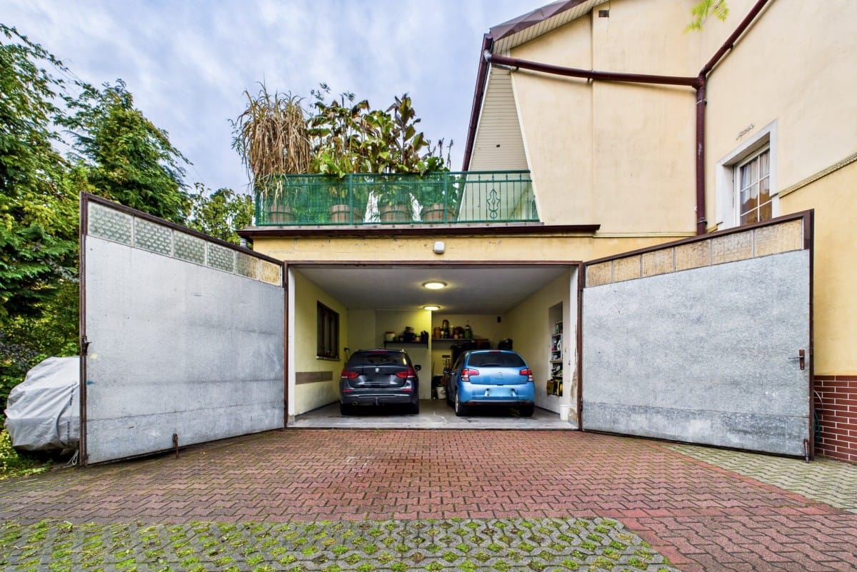 Lokal użytkowy  pokojowe na Sprzedaż