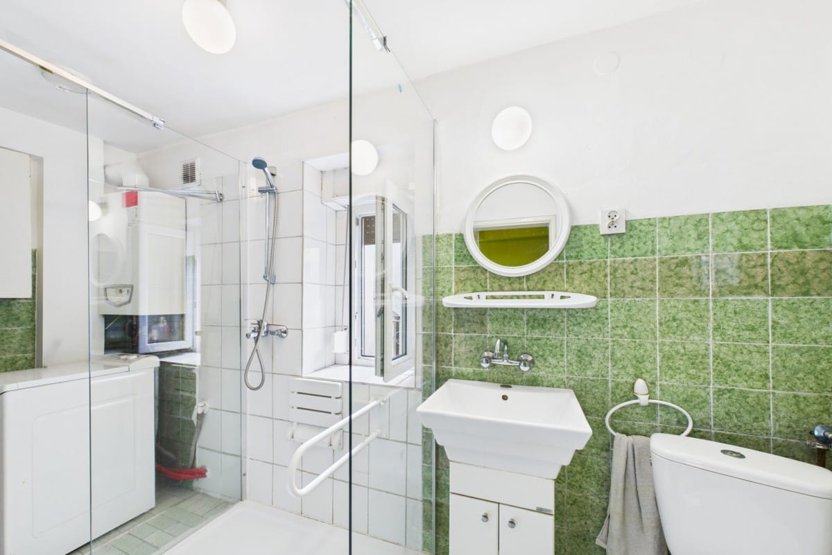 Lokal użytkowy  pokojowe na Sprzedaż