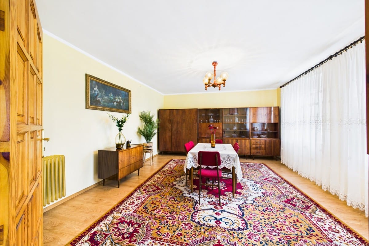 Dom 4 pokojowe na Sprzedaż