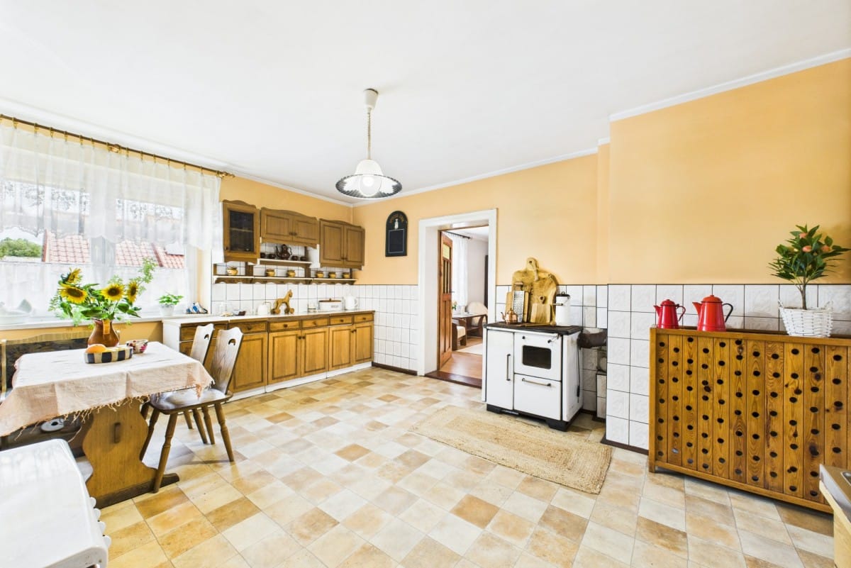 Dom 4 pokojowe na Sprzedaż