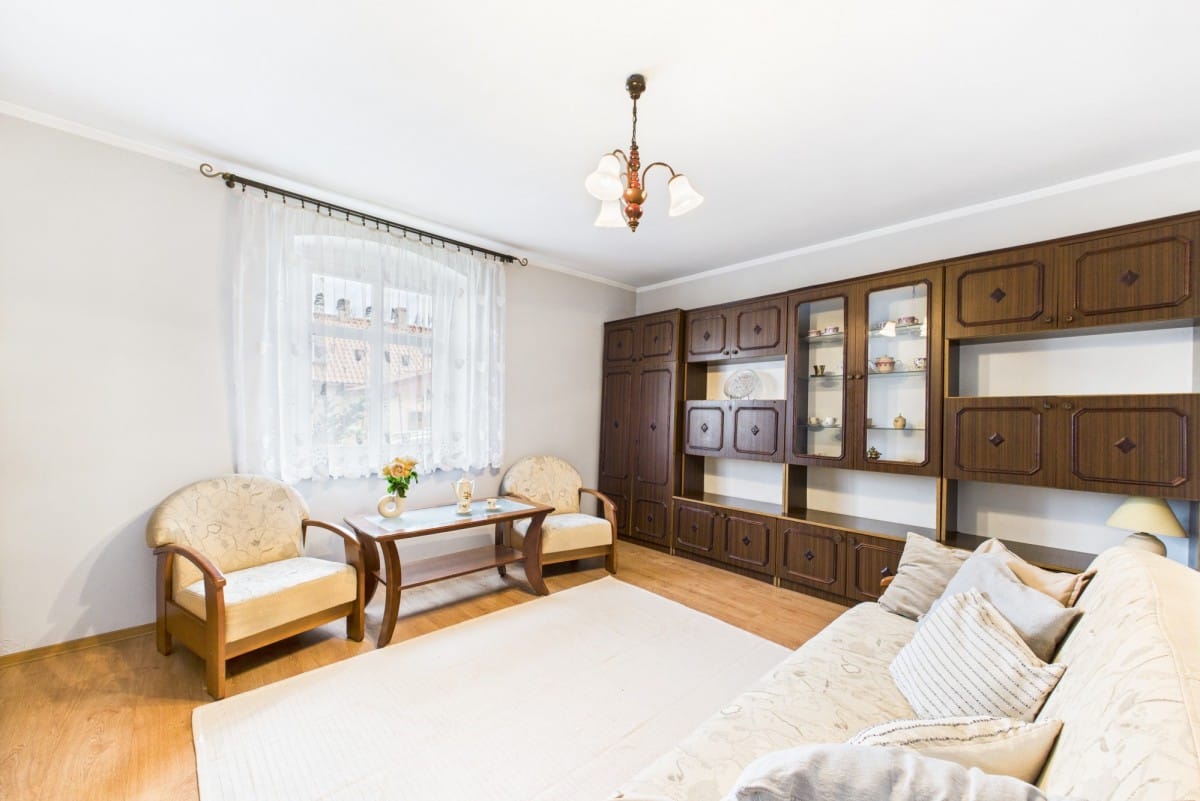 Dom 4 pokojowe na Sprzedaż