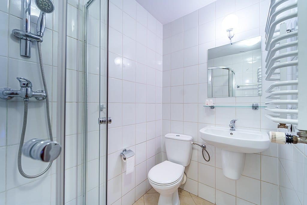 Lokal użytkowy  pokojowe na Sprzedaż