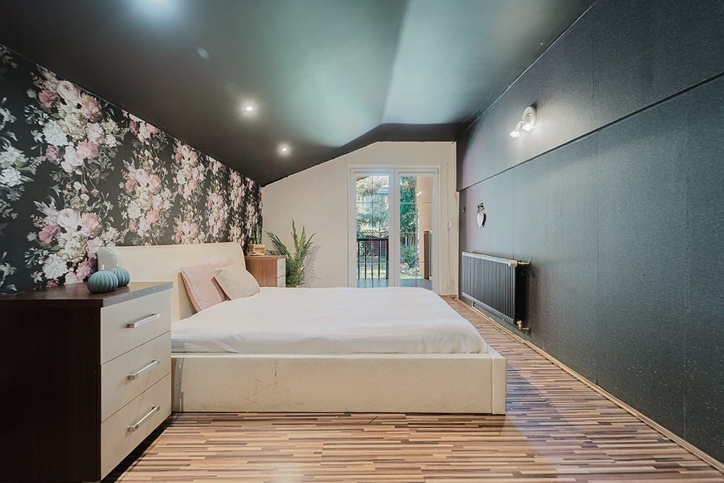 Dom 6 pokojowe na Sprzedaż