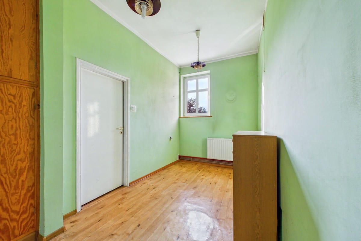 Lokal użytkowy  pokojowe na Sprzedaż