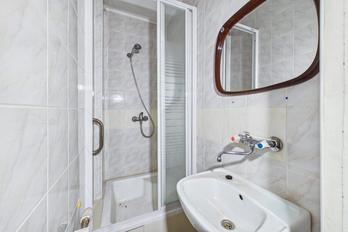 Lokal użytkowy  pokojowe na Sprzedaż