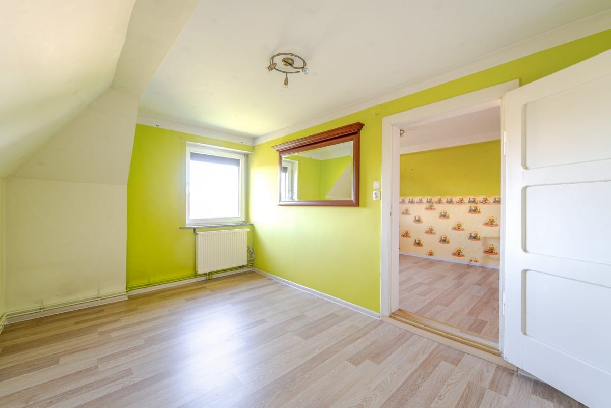 Dom 8 pokojowe na Sprzedaż